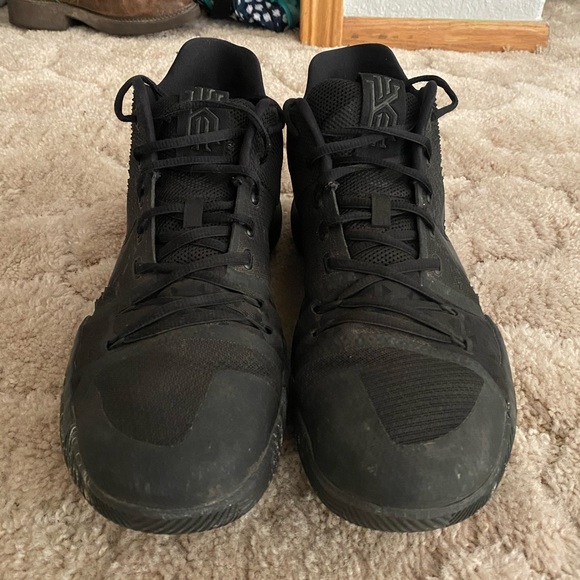 Nike Other - Kyrie 3